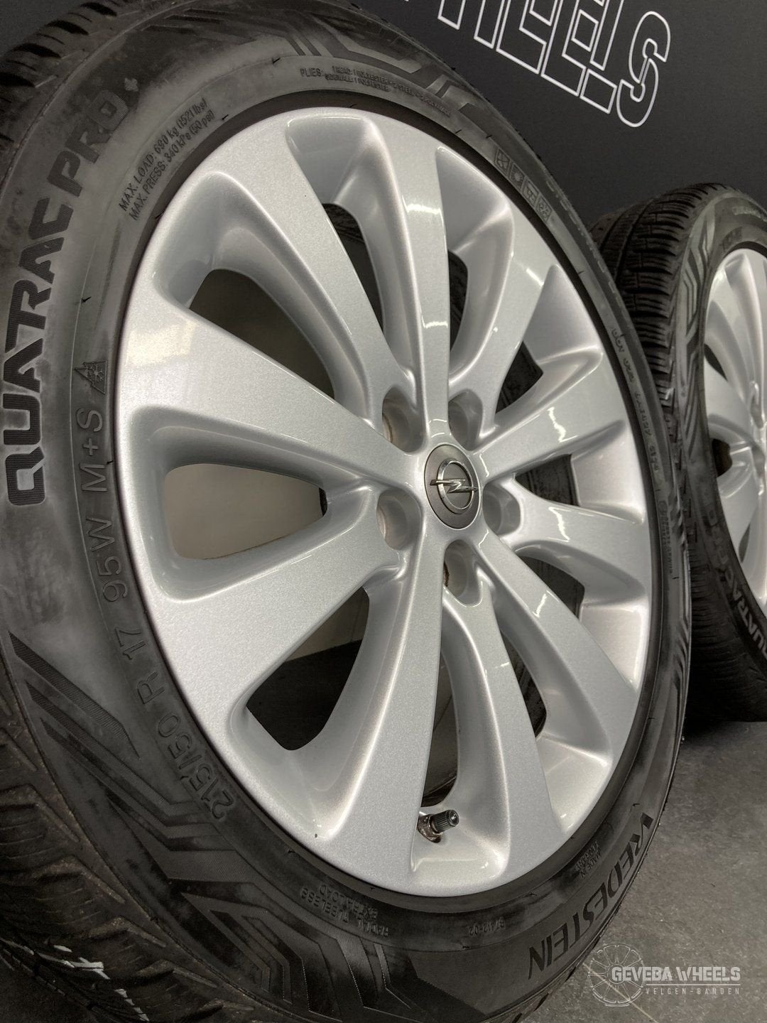 17” originele Opel Astra J velgen + allseason banden 5x105, -, -, Banden en Velgen, 17 inch