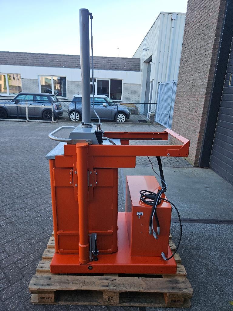 Orwak Compacter 5031B balenpers papierpers afvalpers, Ophalen, Zo goed als nieuw