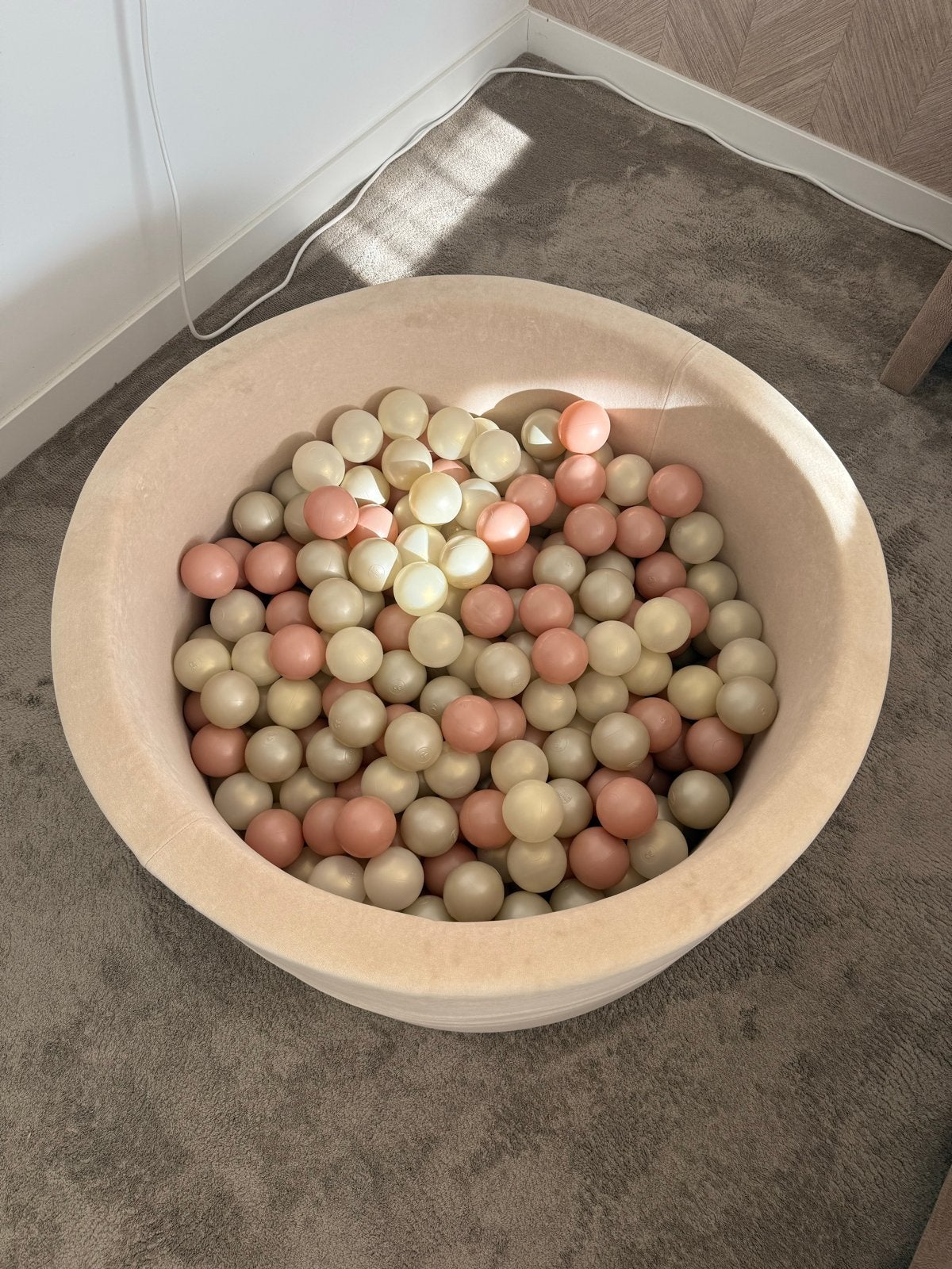 Mooie ballenbak met ballen van Moje, Ophalen, Zo goed als nieuw, Overige typen