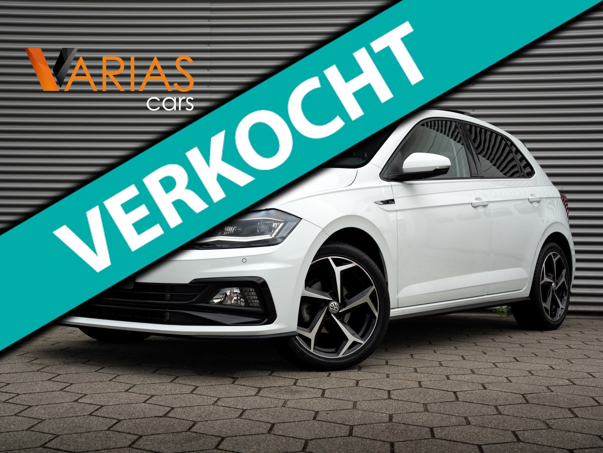 Volkswagen Polo 1.0 TSI Highline Business R Pano Camera Navi, Auto's, Dealer onderhouden, Stof, Gebruikt, 95 pk