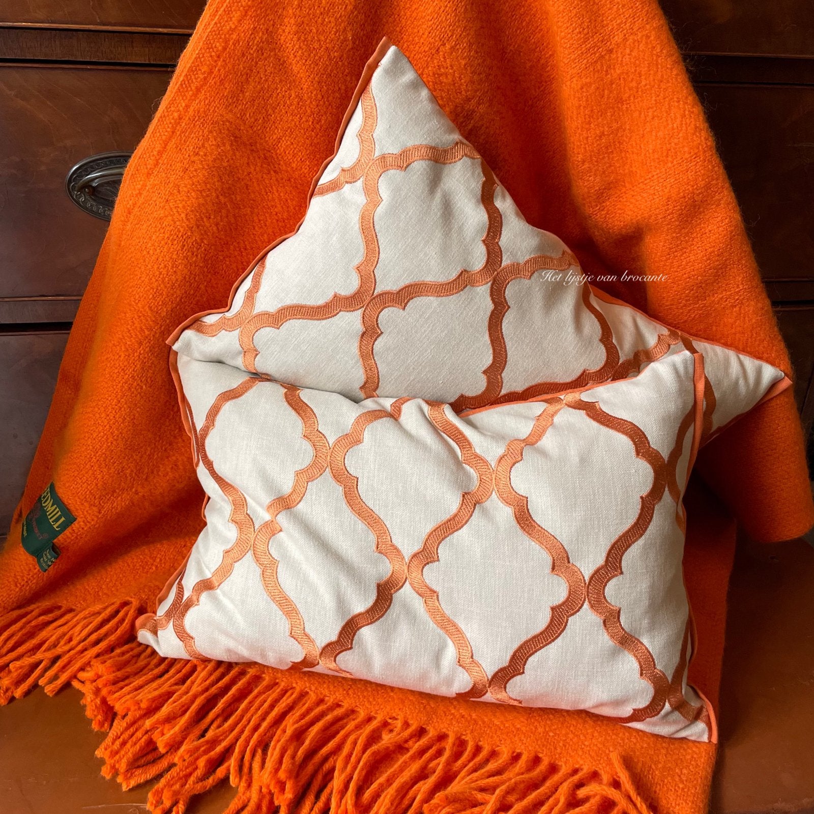 Handgemaakte kussen set Trellis Orange, Westdijk 41 3241 GT Middelharnis, Overige kleuren, Info@lijstjevanbrocante.nl, Ophalen of Verzenden