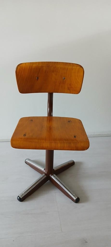 Vintage Houten kinder kleuter klas school bureaustoel stoel, Kinderen en Baby's, Kinderkamer | Tafels en Stoelen, Ophalen, Gebruikt