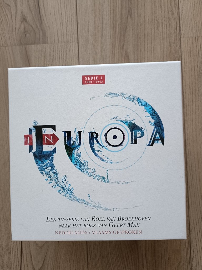 Een DVD-CD-Box van de Spraakmakende VPRO serie "In Europa"., Cd's en Dvd's, Boxset, Ophalen of Verzenden, Zo goed als nieuw, Politiek of Geschiedenis