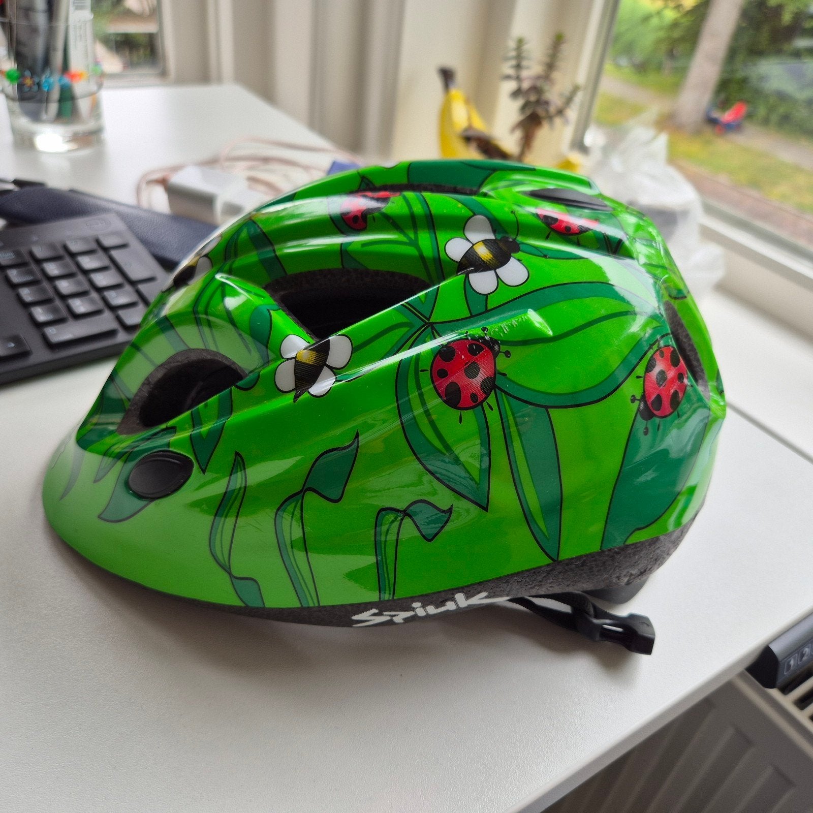 Vrolijke Spiuk kinderfietshelm, groen met lieveheersbeestjes, Spiuk, M, Jongen of Meisje, Ophalen of Verzenden