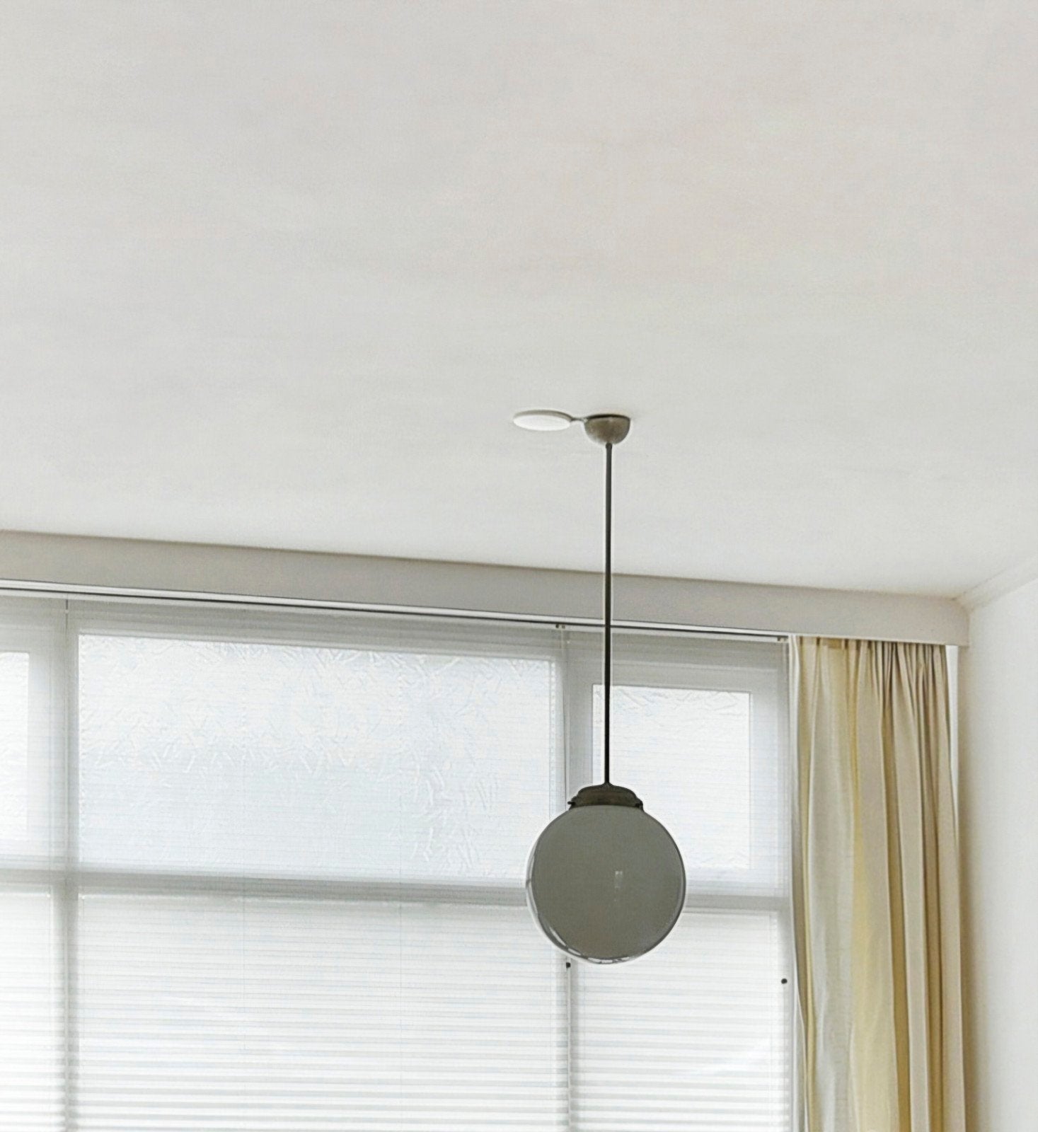 Gispen hanglamp, Ophalen
