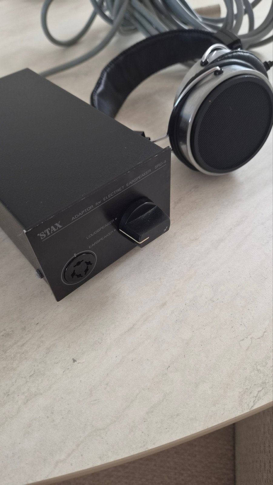 Stax SR-40 Electret Earspeaker met SRD-4 Adaptor
