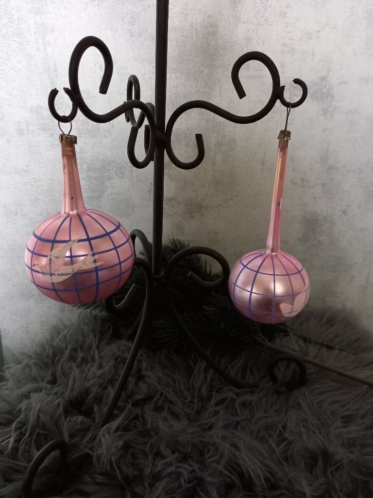 2 Oude Rose Kerstballen met Duif *kerst*, Gebruikt, -, -, Ophalen of Verzenden