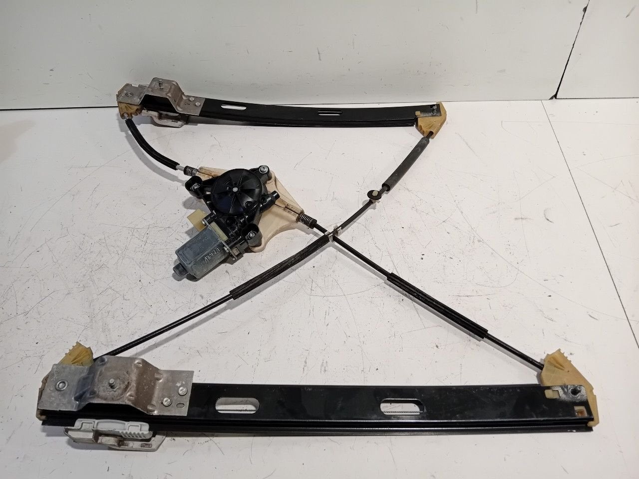 Raammechaniek elektrisch rechts voor Seat Leon, Auto-onderdelen, Onderdelen@venauto.nl, Van der Ven Autorecycling B.V., Gebruikt
