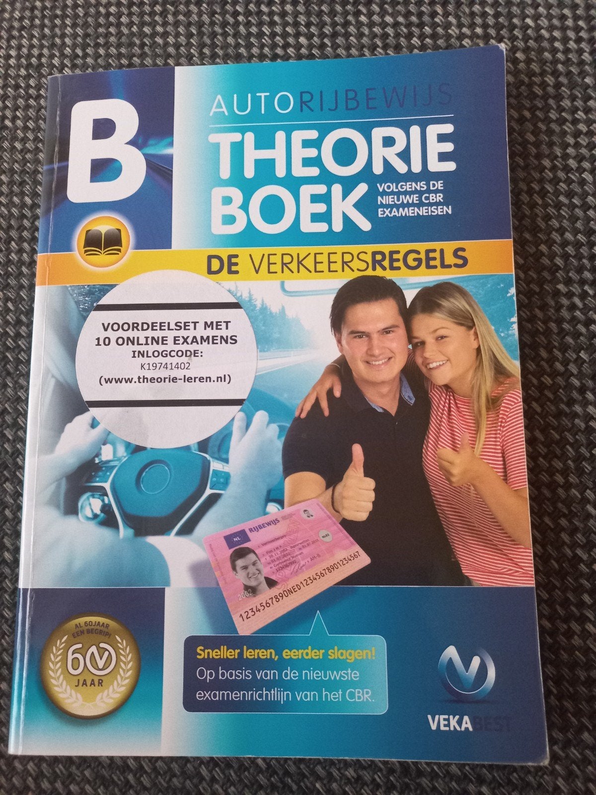 Vekabest Auto Rijbewijs B Theorie boek, Boeken, Informatica en Computer, Ophalen of Verzenden, Zo goed als nieuw, Overige onderwerpen