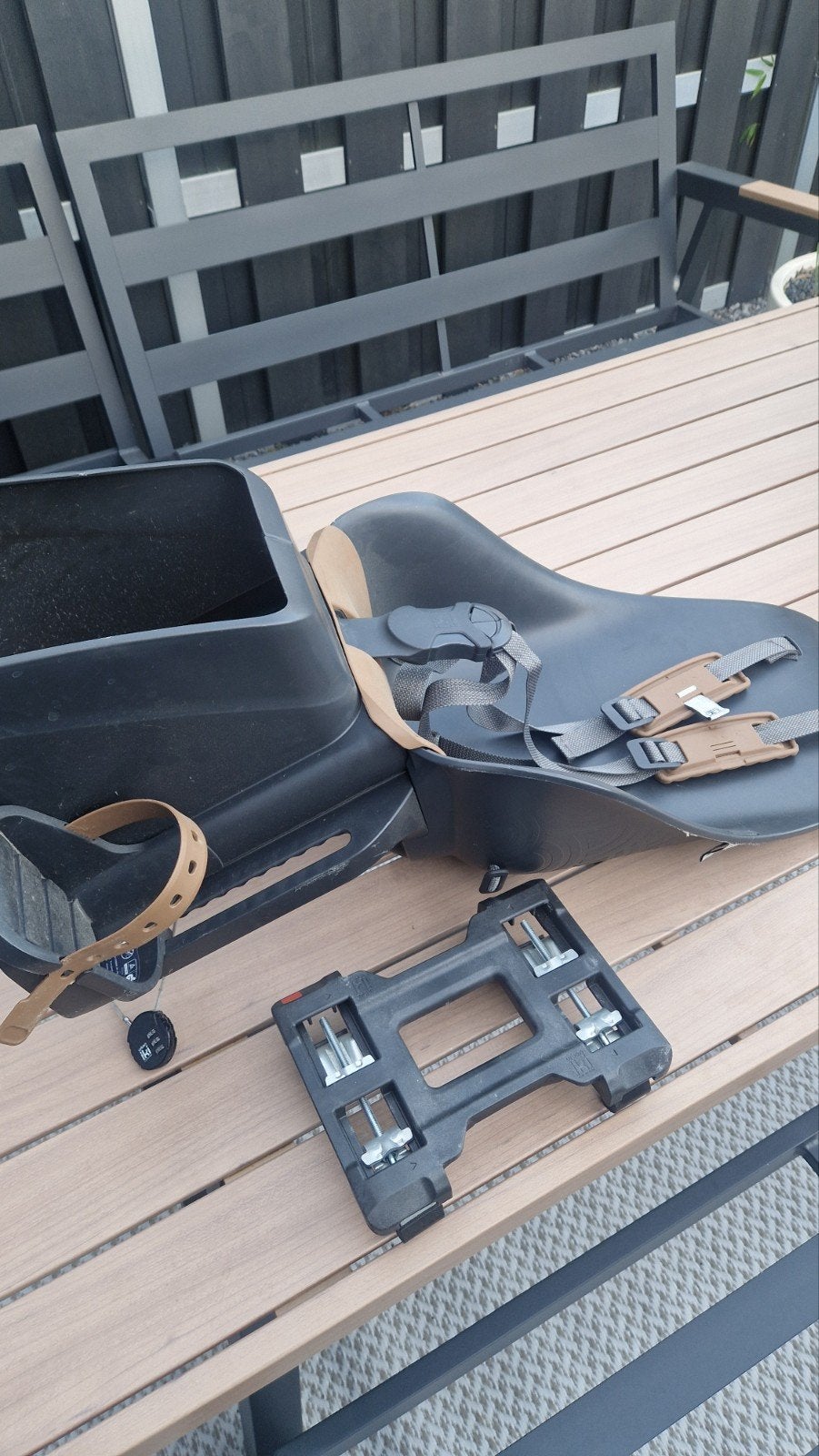 Iki Urban Achterzitje met slot en adaptor, Ophalen, Achterzitje, Iki Urban, Gebruikt