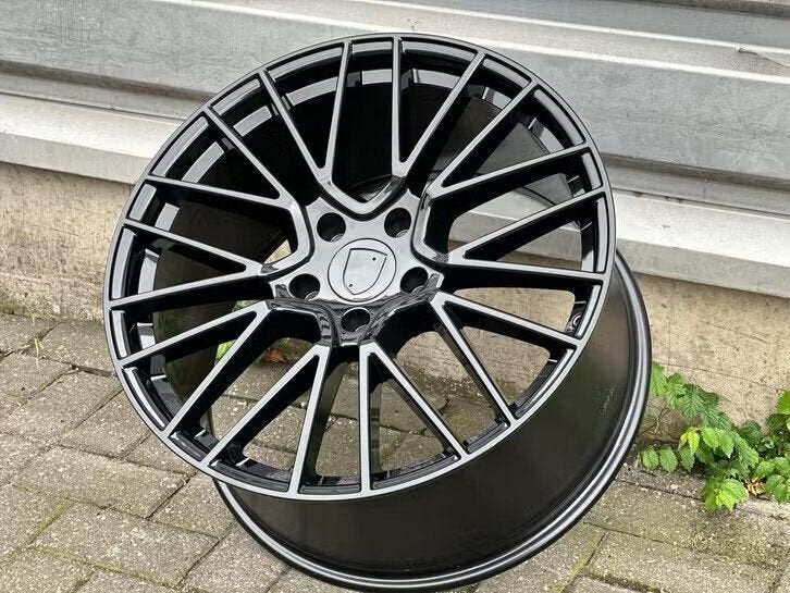 21 inch PORSCHE PANAMERA GTS CAYENNE Look Sportvelgen, Gebruikt, Velg(en), -, -