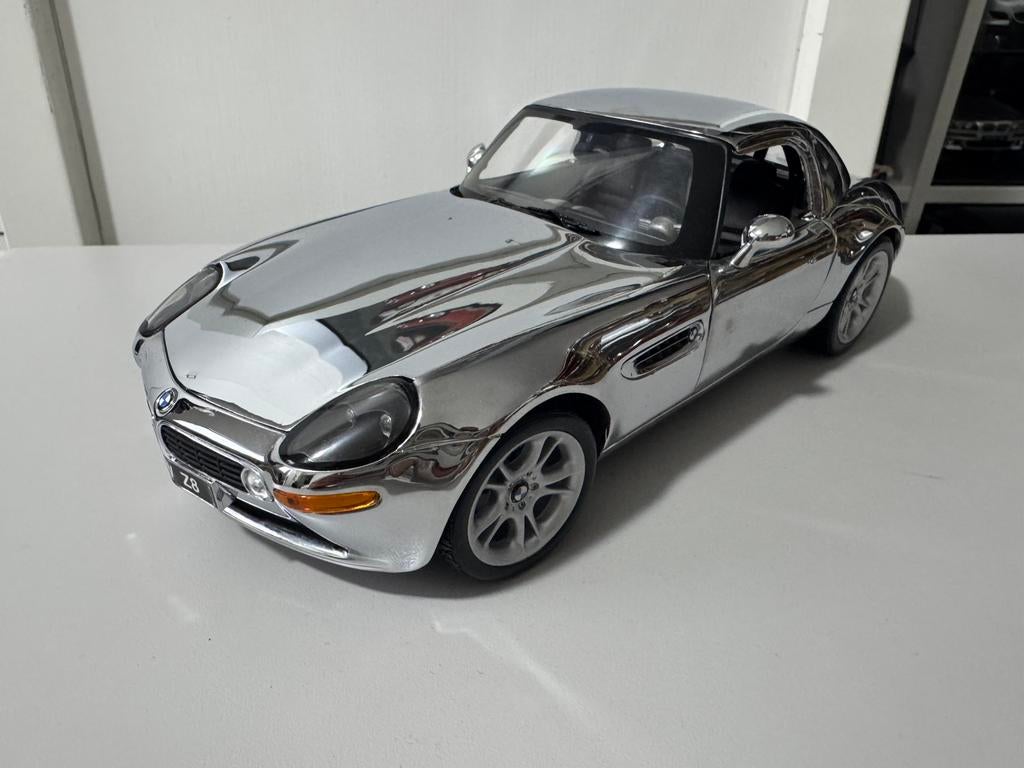 KYOSHO BMW E52 Z8 CABRIOLET CHROME 1:18 KYOSHO, Hobby en Vrije tijd, Modelauto's | 1:18, Ophalen of Verzenden, Zo goed als nieuw