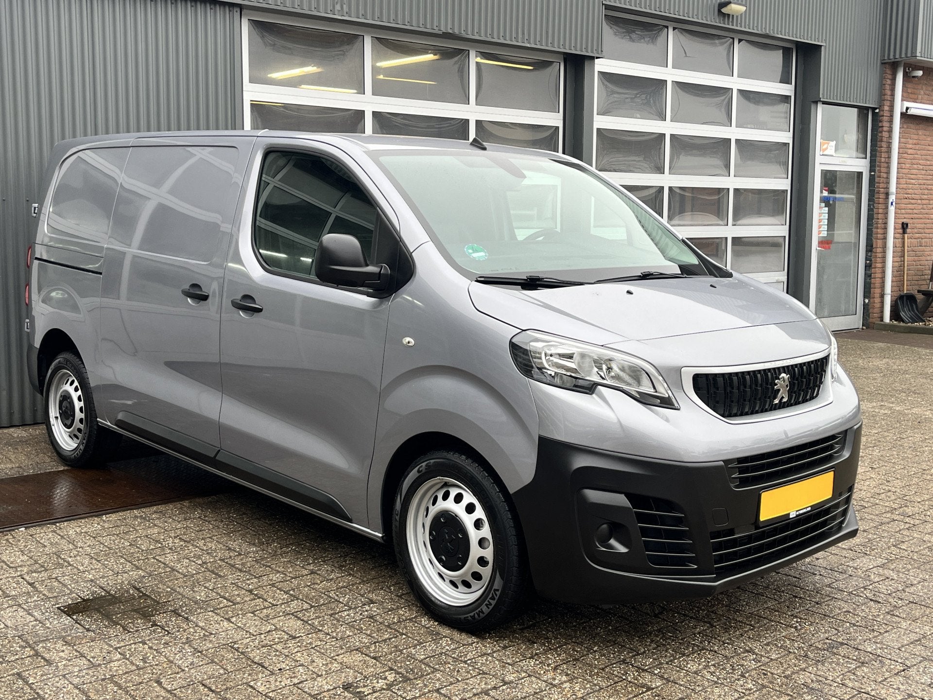 Peugeot Expert 1.5 BlueHDI Marge BTW en BPM vrij! Airco Crui, Auto's, Voorwielaandrijving, Stof, Gebruikt, 4 cilinders