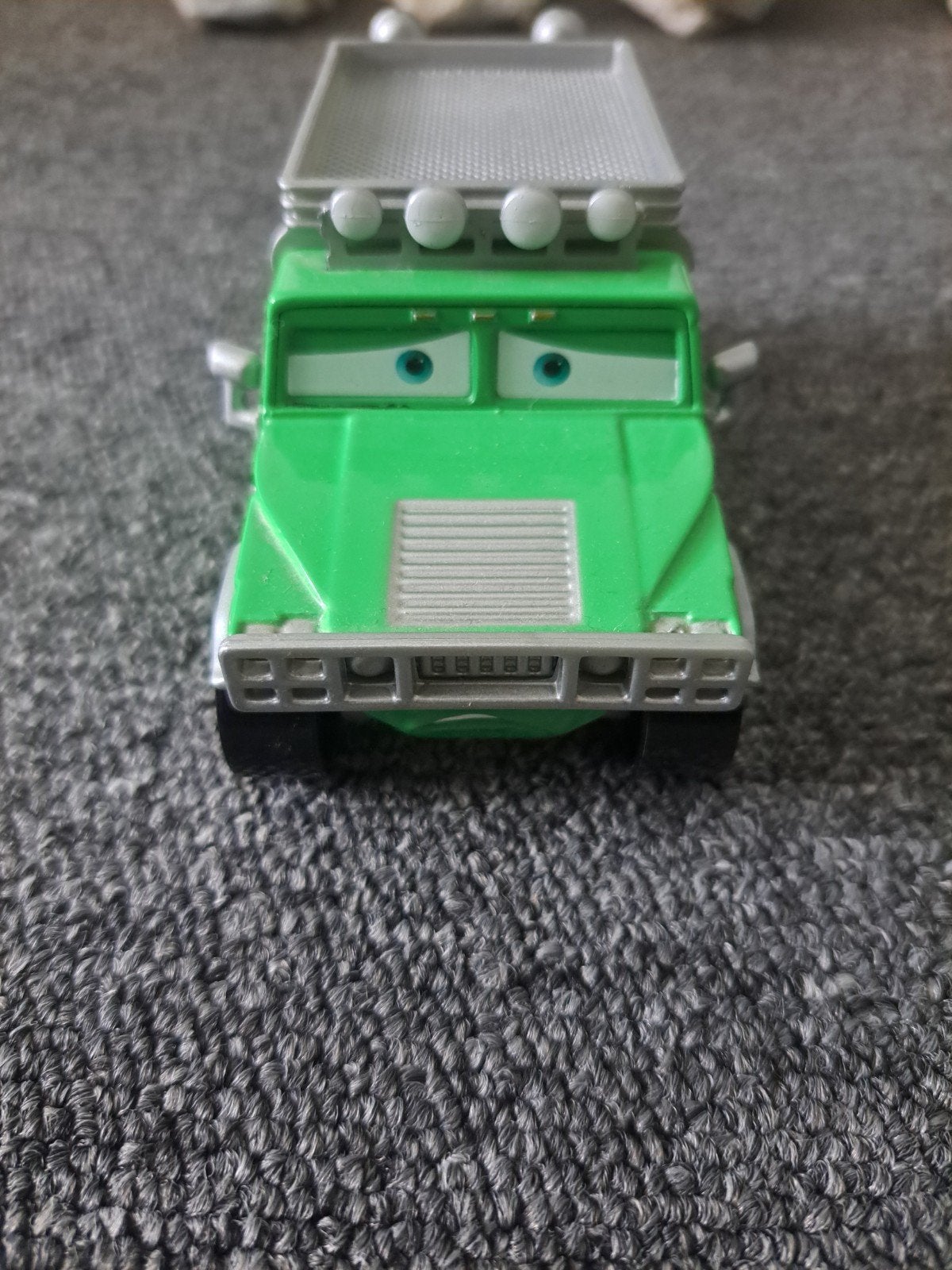 T.J. Hummer (Deluxe) uit Disney Pixar Cars, Ophalen of Verzenden, Zo goed als nieuw