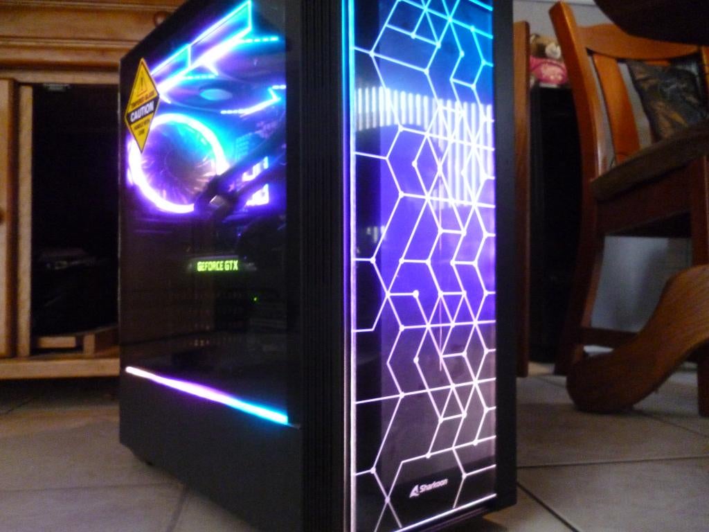 I7 Rgb Game pc, Ophalen, 64 GB of meer, Zelf gebouwde pc, Zo goed als nieuw