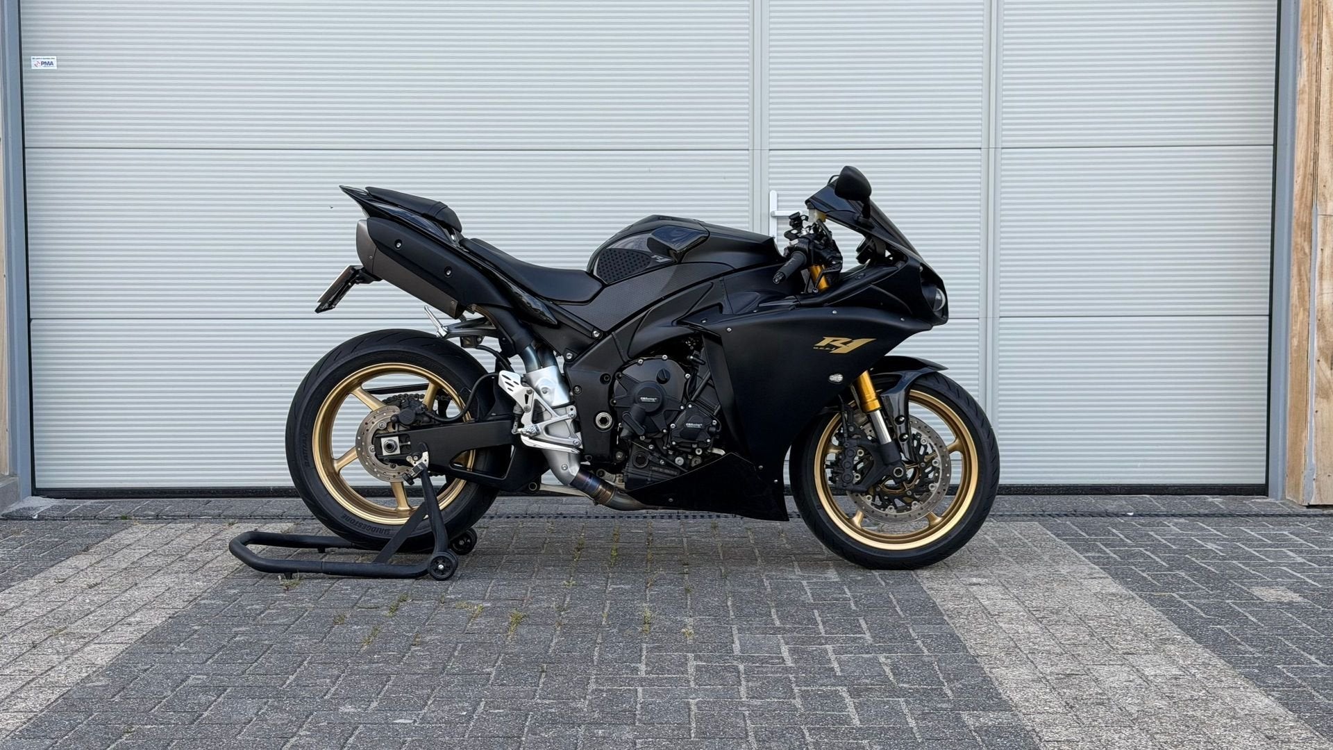 Yamaha R1 | RN22 | Akrapovic Spruitstuk | CP4 | 35kw, 4 cilinders, Bedrijf, Onbekend, Super Sport