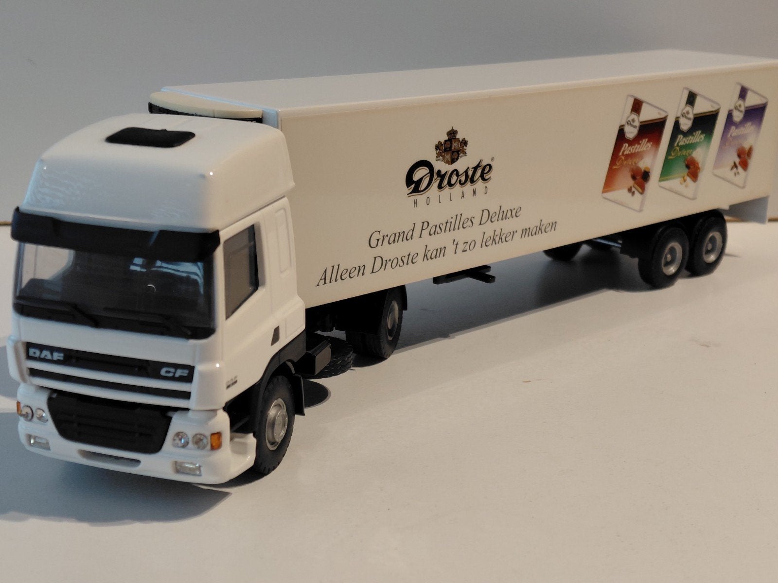LionCar DAF CF Spacecab oplegger Droste modelauto vrachtauto, Ophalen of Verzenden, Zo goed als nieuw, Bus of Vrachtwagen, Lion Toys
