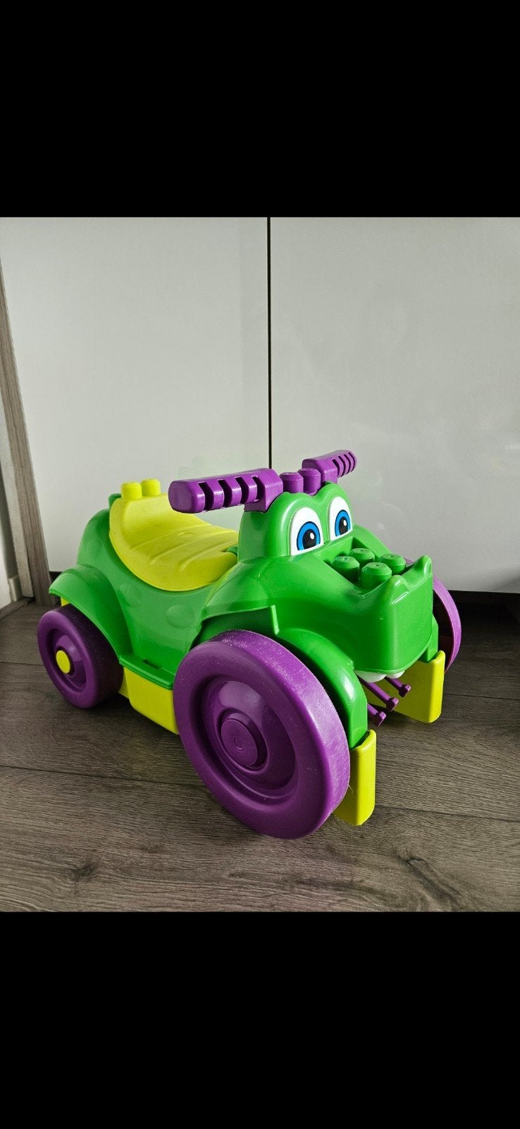 Megablox Krokodil Loopauto, Ophalen