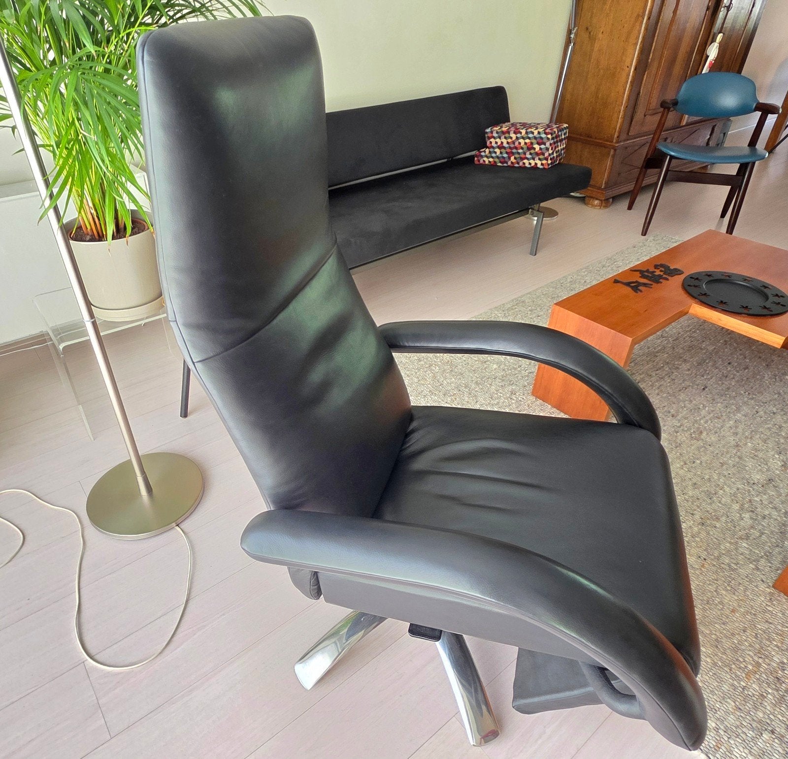 Jori Yoga Multi Move Relaxfauteuil zwart leder, Ophalen, 75 tot 100 cm, Zo goed als nieuw, 50 tot 75 cm