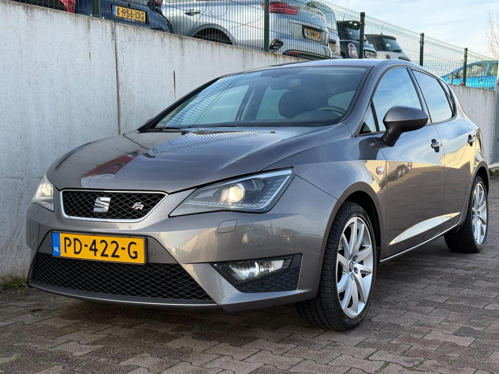Seat Ibiza 1.0 EcoTSI FR Connect/NAVI/CLIMA/PDC/CRUISE/LED/N, Voorwielaandrijving, Dealer onderhouden, Stof, 995 kg