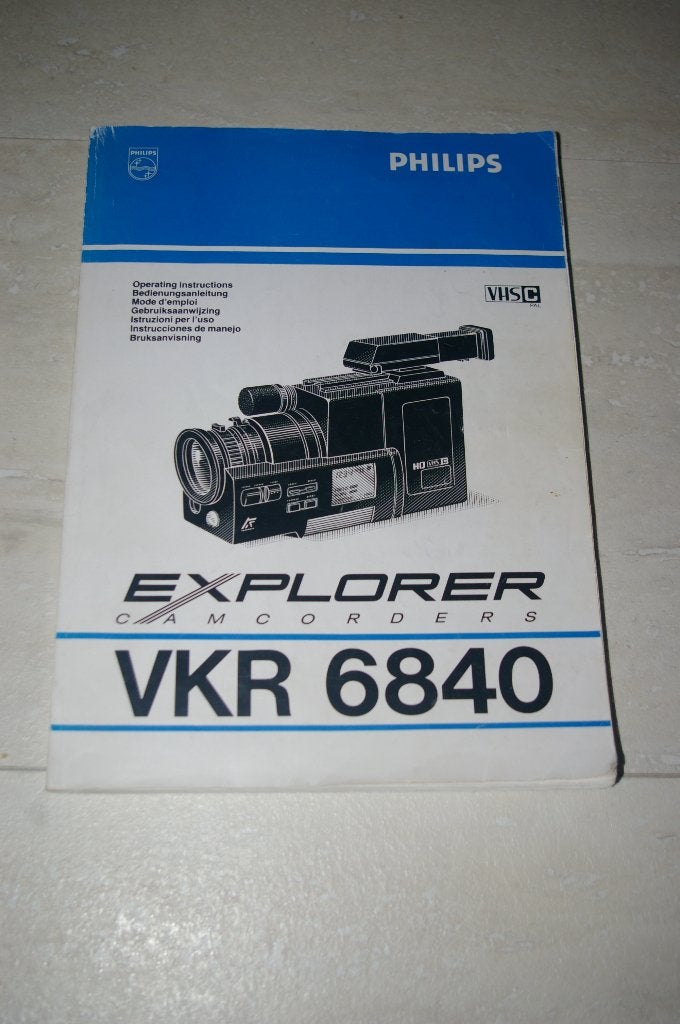 Philips Explorer video camera / Philips lamp in draagtas, Audio, Tv en Foto, Videocamera's Analoog, Ophalen of Verzenden, Overige soorten