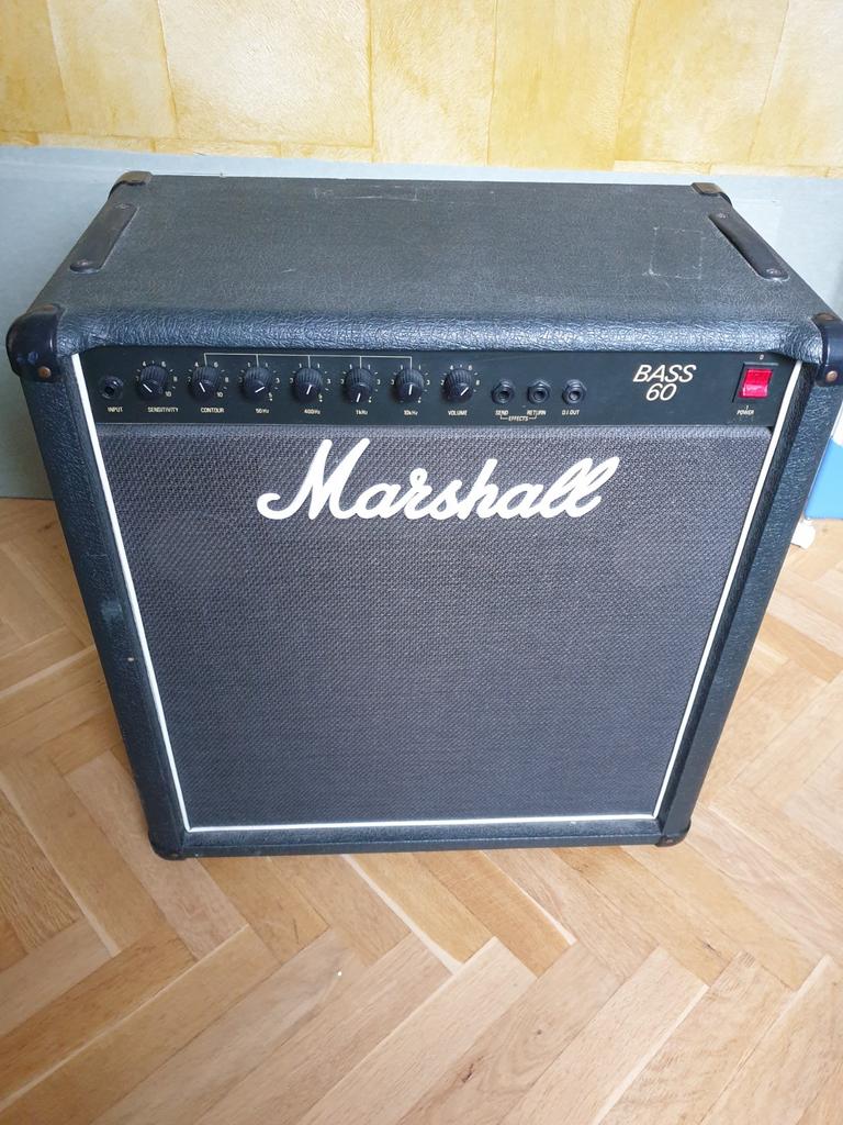 Marshall Bass 60 versterker, Ophalen, Minder dan 50 watt
