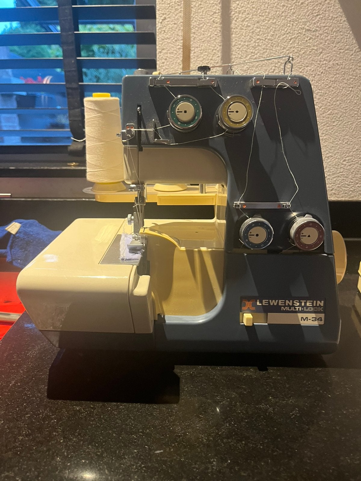 Lock machine Lewenstein  m34, Hobby en Vrije tijd, Ophalen, Gebruikt, Lockmachine, Lewenstein