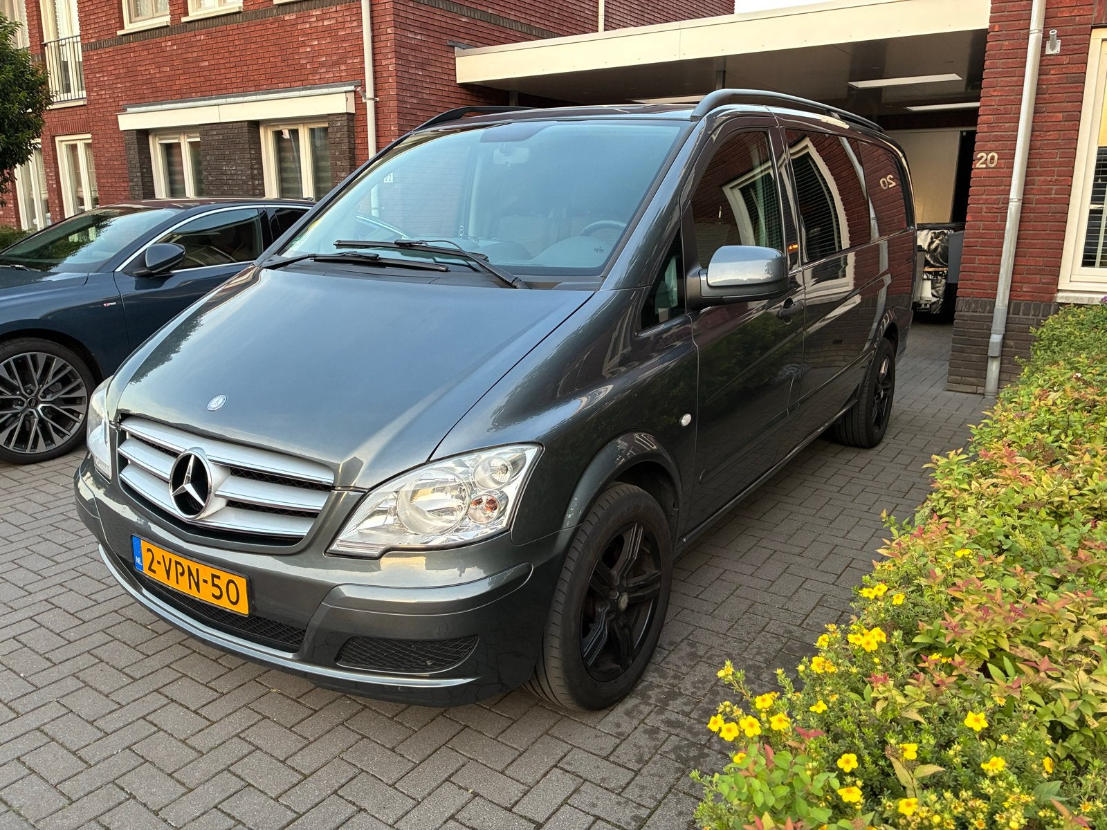 Mercedes-Benz Vito 113cdi dubbele cabine 2.1 CDI 100KW 2011, Auto's, Bestelauto's, 13 km/l, Euro 5, Zwart, 4 cilinders