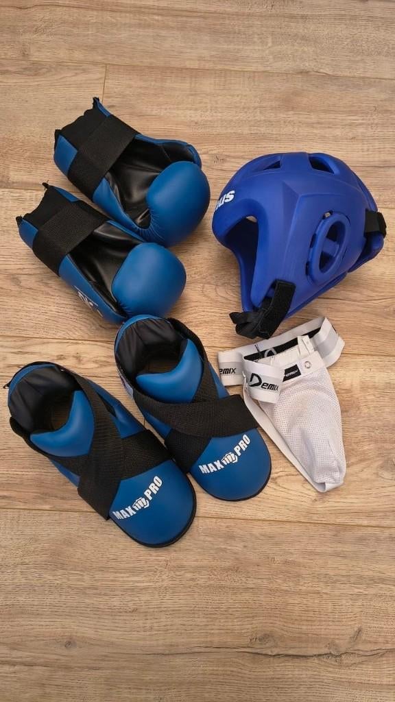Taekwondo ITF equipment, Gebruikt, Taekwondo, Vechtsportbescherming, Ophalen of Verzenden