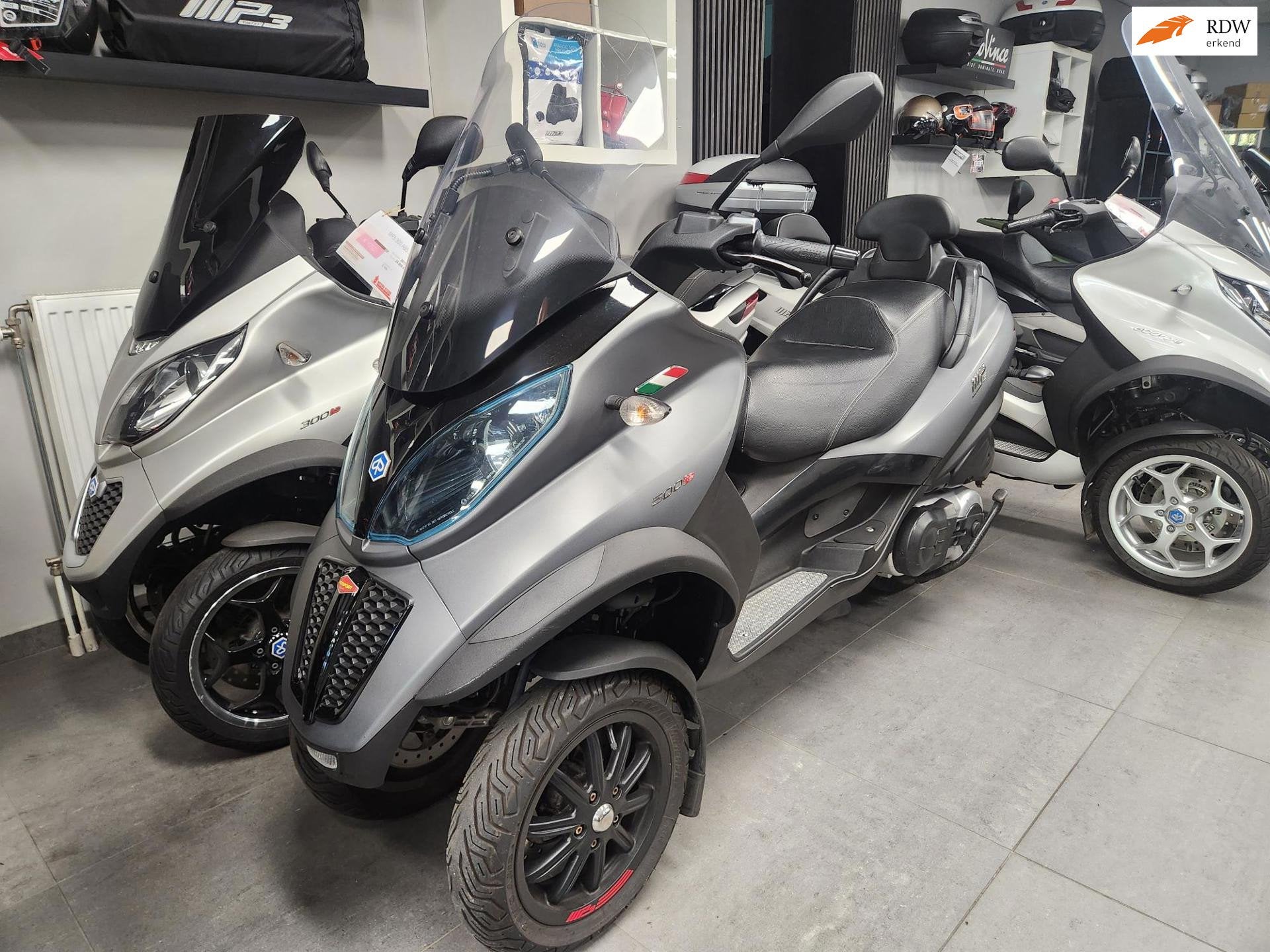 Piaggio MP3 500 IE LT SPORT 2013 AKRAPOVIC, Motoren, Motoren | Piaggio, Bedrijf, Overig