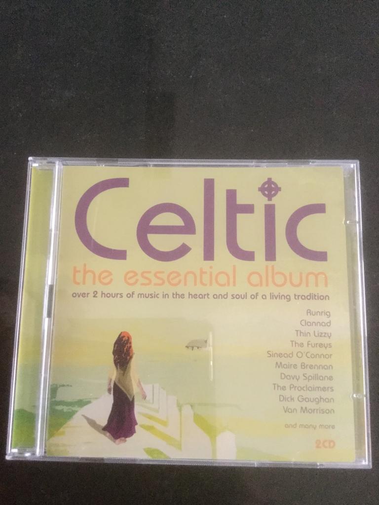 Celtic, The Essential album, 2 cd set, Verzenden, Zo goed als nieuw