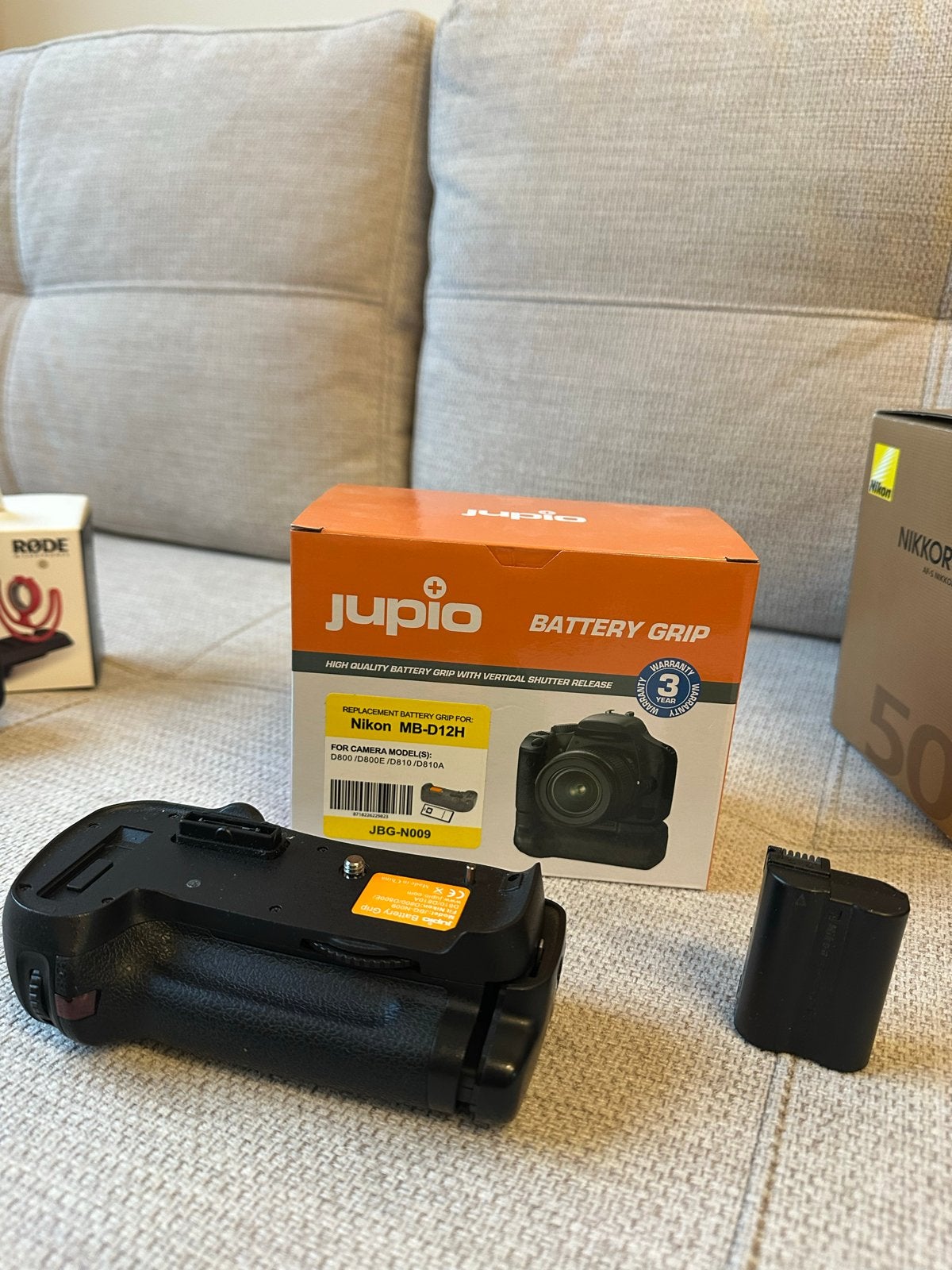 Jupio Battery Grip JBG-N009 voor Nikon D810 / D800 / D800E, Ophalen of Verzenden, Zo goed als nieuw