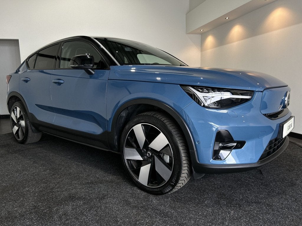 Volvo C40 Recharge Twin Intro Edition 78 kWh | panoramadak |, Stof, Huisgarantie, Met garantie (alle), Origineel Nederlands
