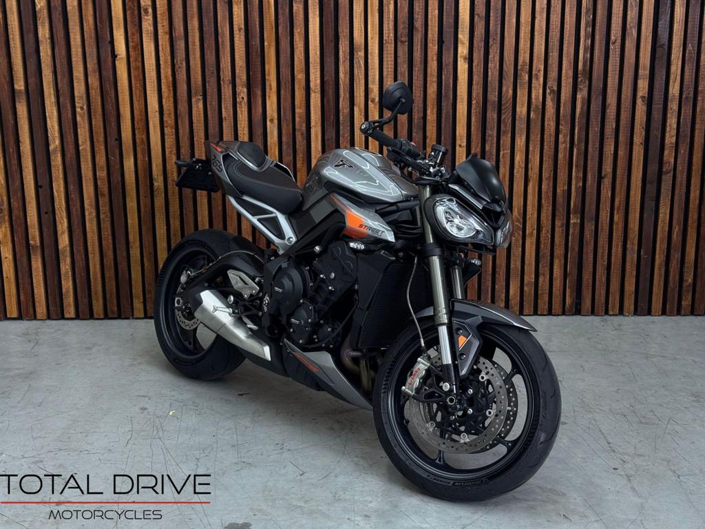 TRIUMPH STREET TRIPLE 765 RS | dealer onderhouden (bj 2023), Bedrijf, Onbekend, 765 cc, Onbekend