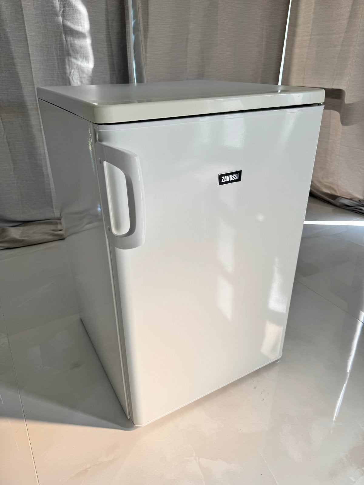 Zanussi tafelmodel koelkast met vriesvak, Witgoed en Apparatuur, Ophalen, Gebruikt, 45 tot 60 cm, Met vriesvak