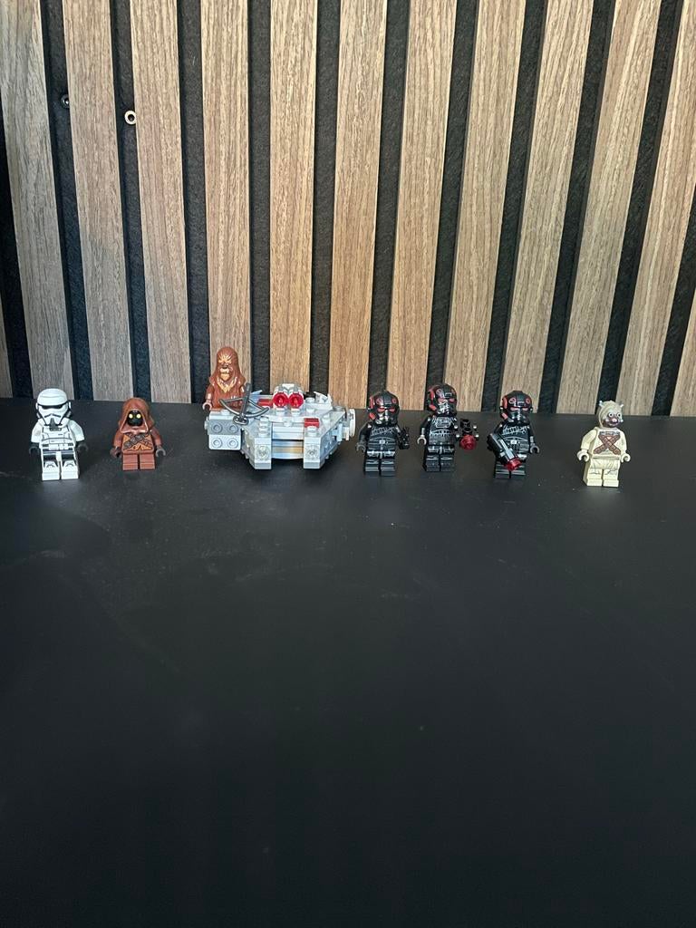Lego Star Wars Figuren en Millennium Falcon Microfighter, Ophalen of Verzenden, Zo goed als nieuw, Overige merken