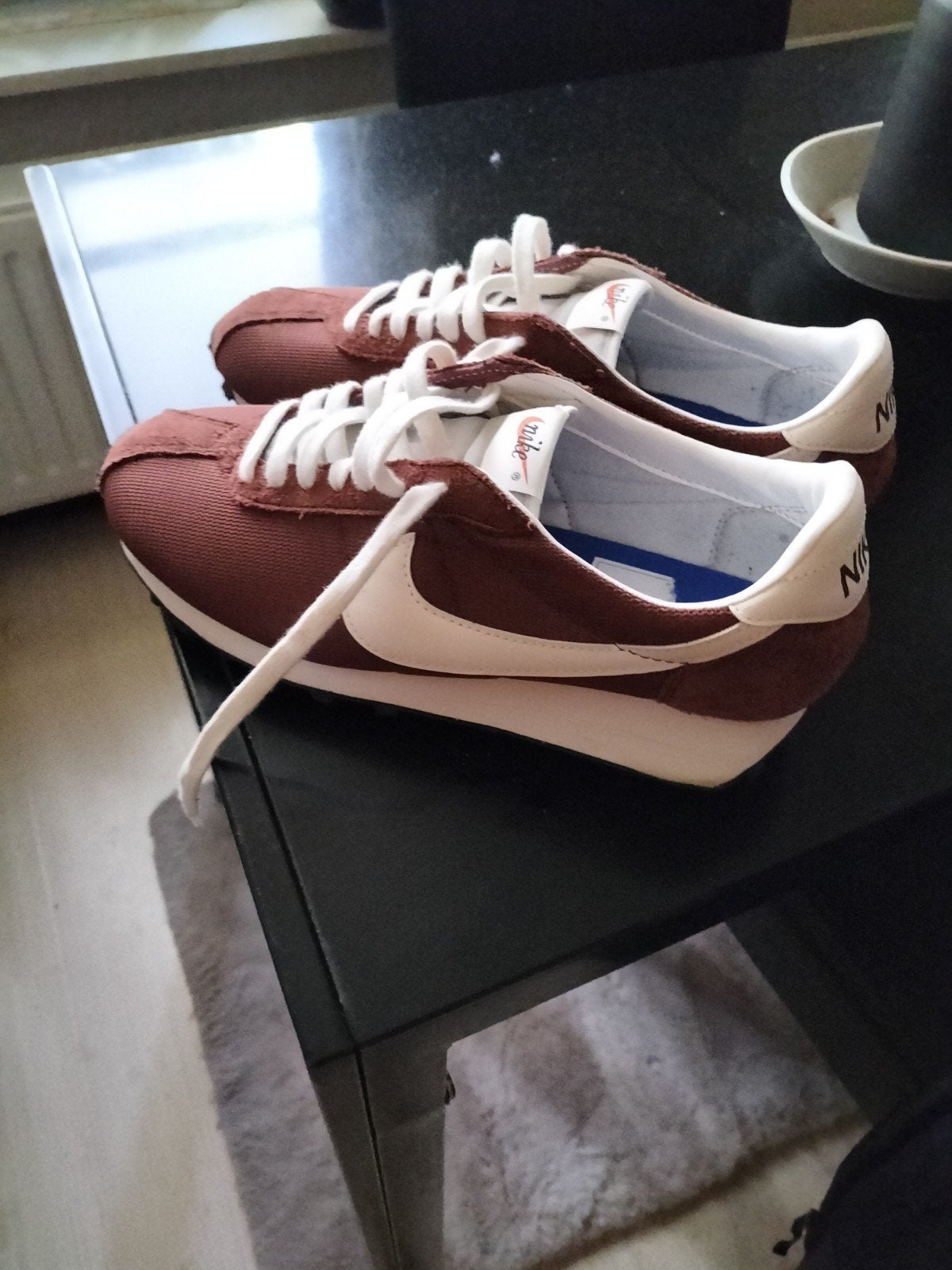 Nike, Ophalen of Verzenden