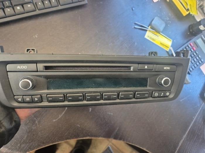 Radio CD Speler van een BMW 1-Serie, Gebruikt, -, -, 3 maanden garantie