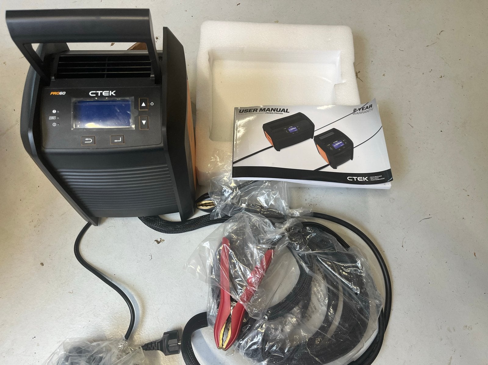 CTEK PRO60 acculader en voeding, Nieuw