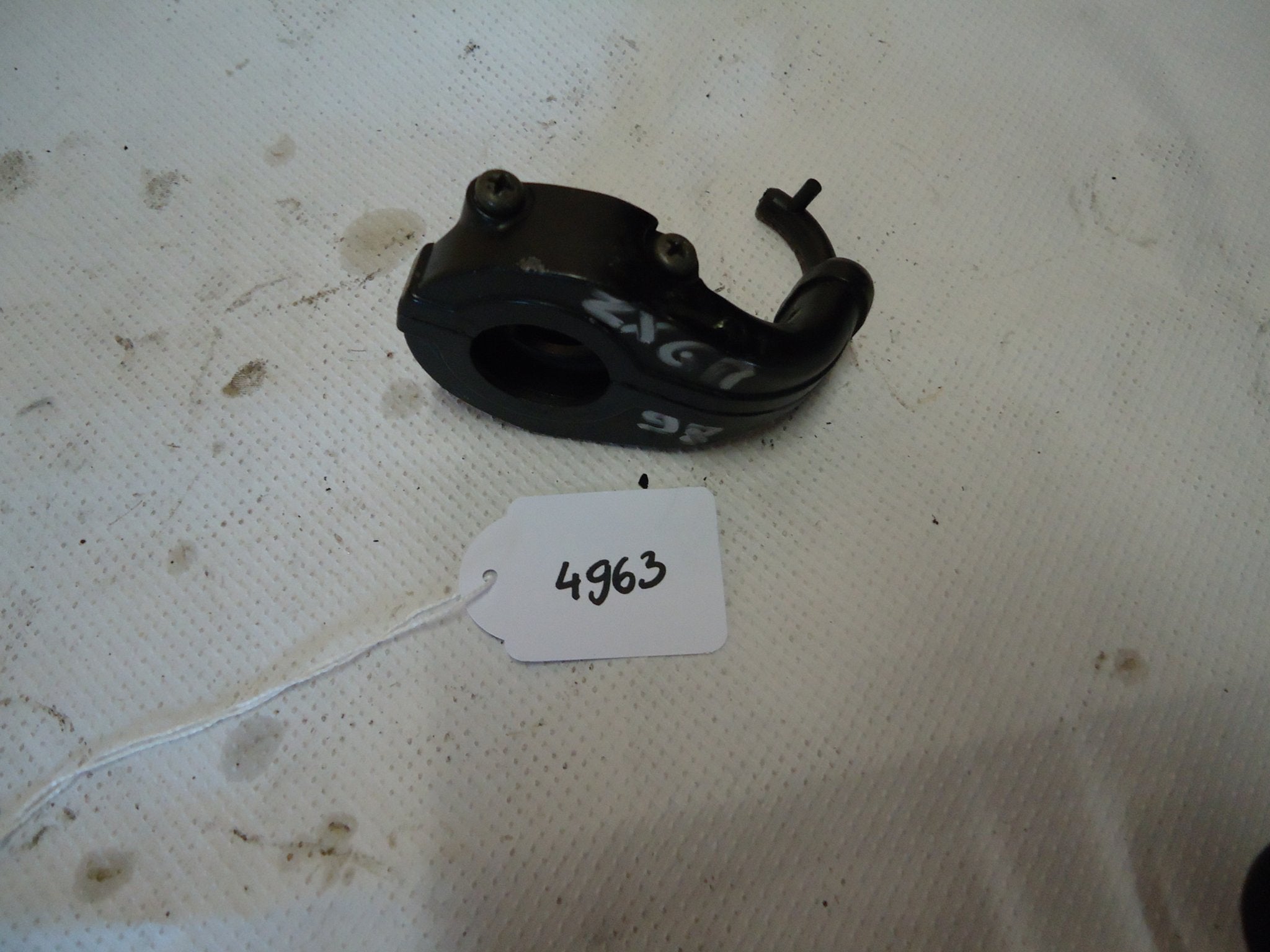 ZX6R 1998 - 1999 Kawasaki Gashendelhouder D1-15807