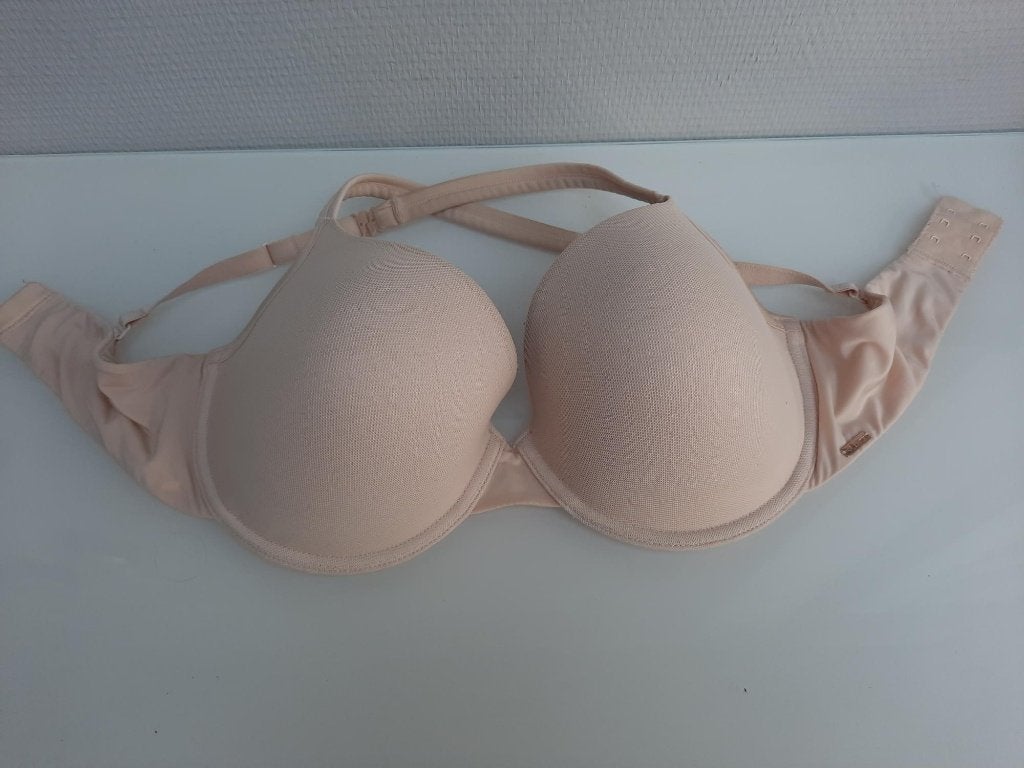 BH Livera Maat : 75 D Kleur :Huidskleur, Livera, Ophalen of Verzenden, Beige, BH