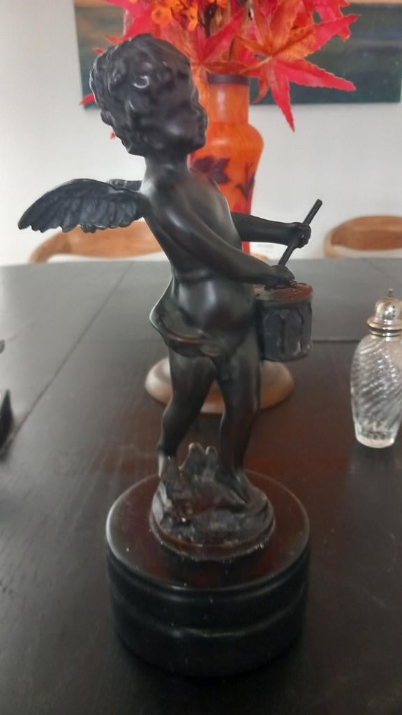 Antieke putti met trommel, Antiek en Kunst, Ophalen of Verzenden
