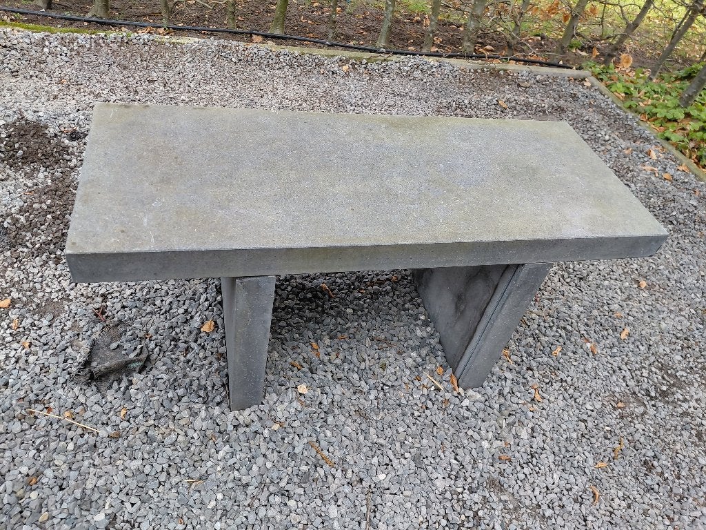 Leisteen buitentafel (massief), Tuin en Terras, Tuintafels, Ophalen, Zo goed als nieuw, Rechthoekig, Overige materialen