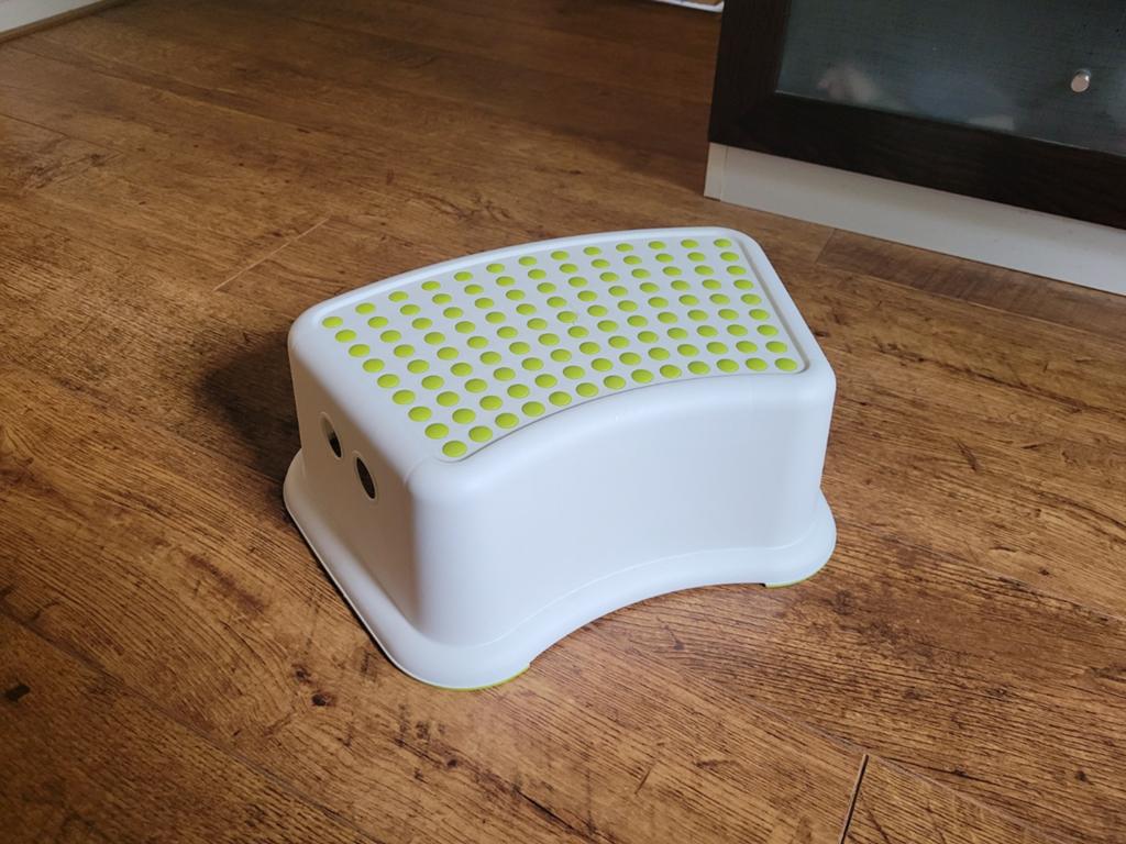 Ikea krukje, Ophalen