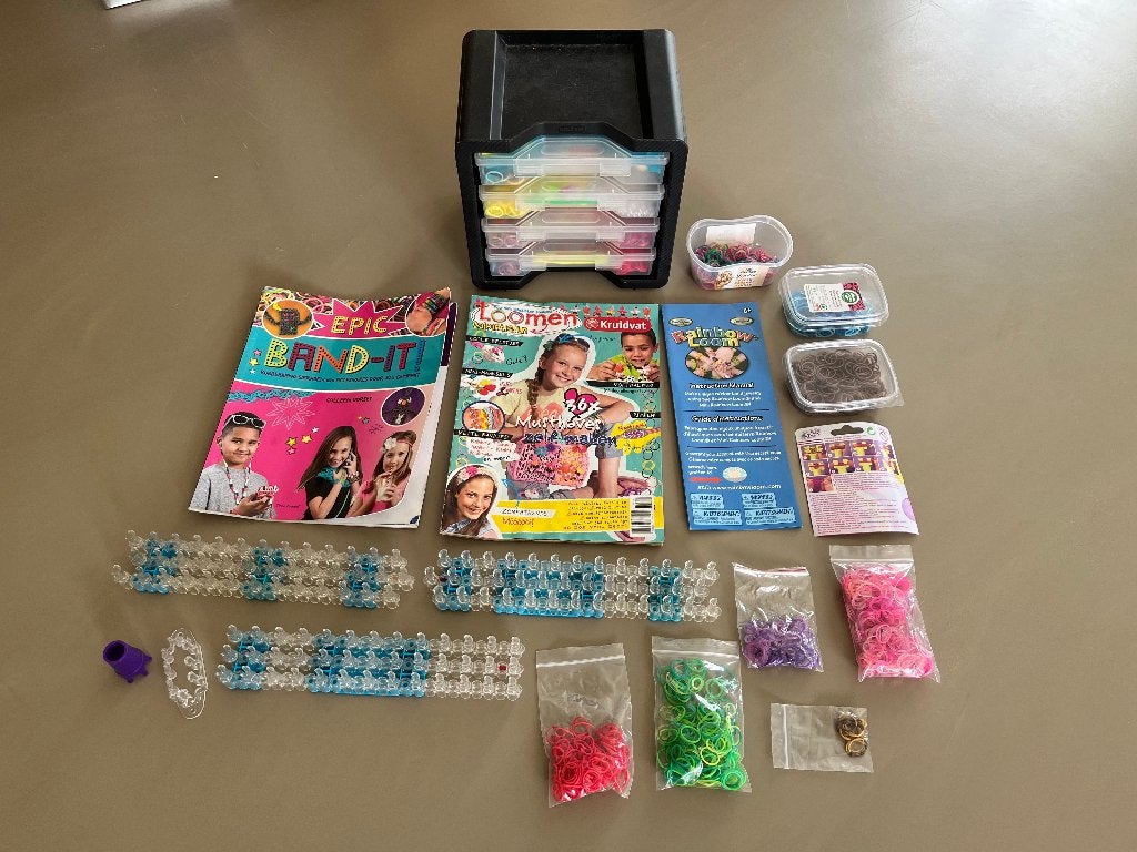 Uitgebreide Loom set, Overige thema's, Meerkleurig, Ophalen of Verzenden, Zo goed als nieuw