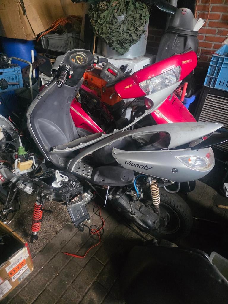 Peugeot vivacity x honda bali sj100, Ophalen, Gebruikt, Benzine, Vivacity