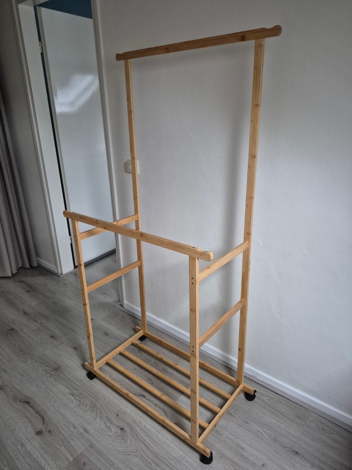 Kledingrek (zo goed als nieuw), Ophalen, Zo goed als nieuw