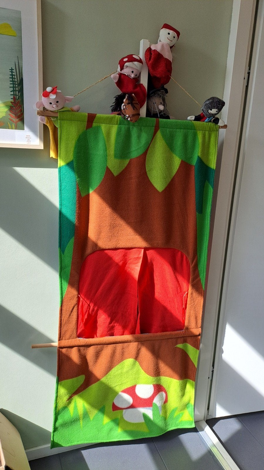 2-zijdige poppenkast met handpoppen, Ophalen of Verzenden, Gebruikt, Jongen of Meisje