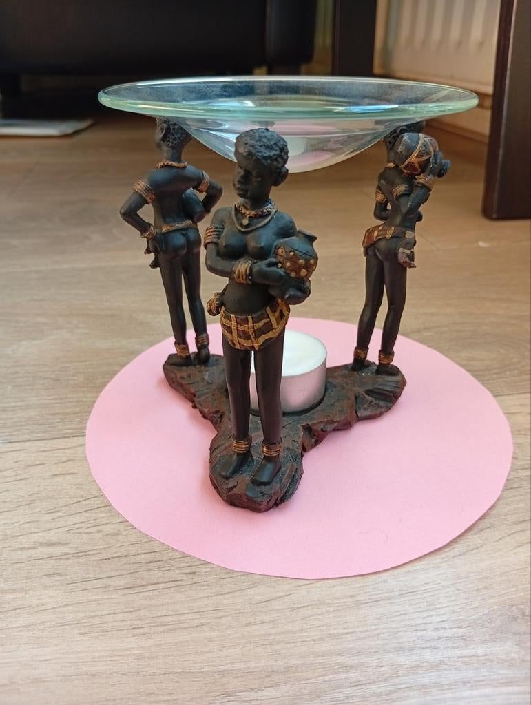 Geurbrander Afrikaanse vrouwen, Ophalen of Verzenden