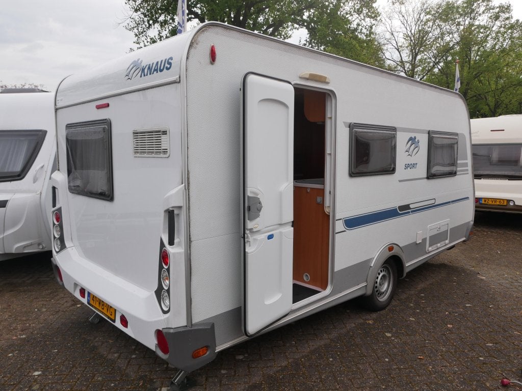 Knaus Sport 450 QFU, Rondzit, Tot en met 2, Bedrijf, 750 - 1000 kg